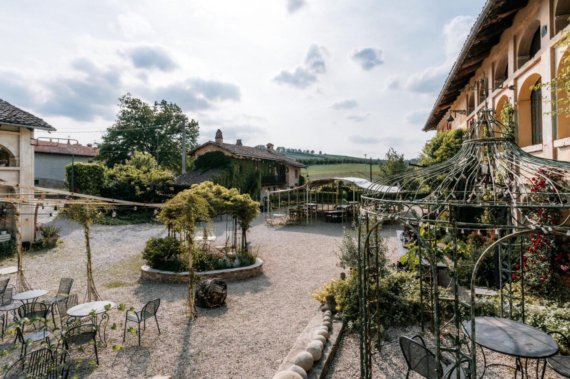 Willa Borgo Casa Scaparone Alba  Zewnętrze zdjęcie